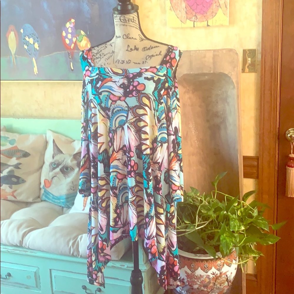 Cold Shoulder Shark Hem Tunic Multicolor